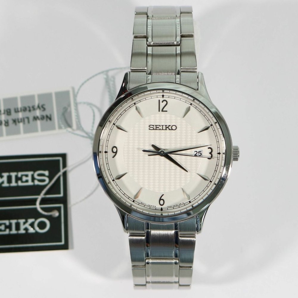 Mens Seiko Classic White Steel Classic 40mm Watch
